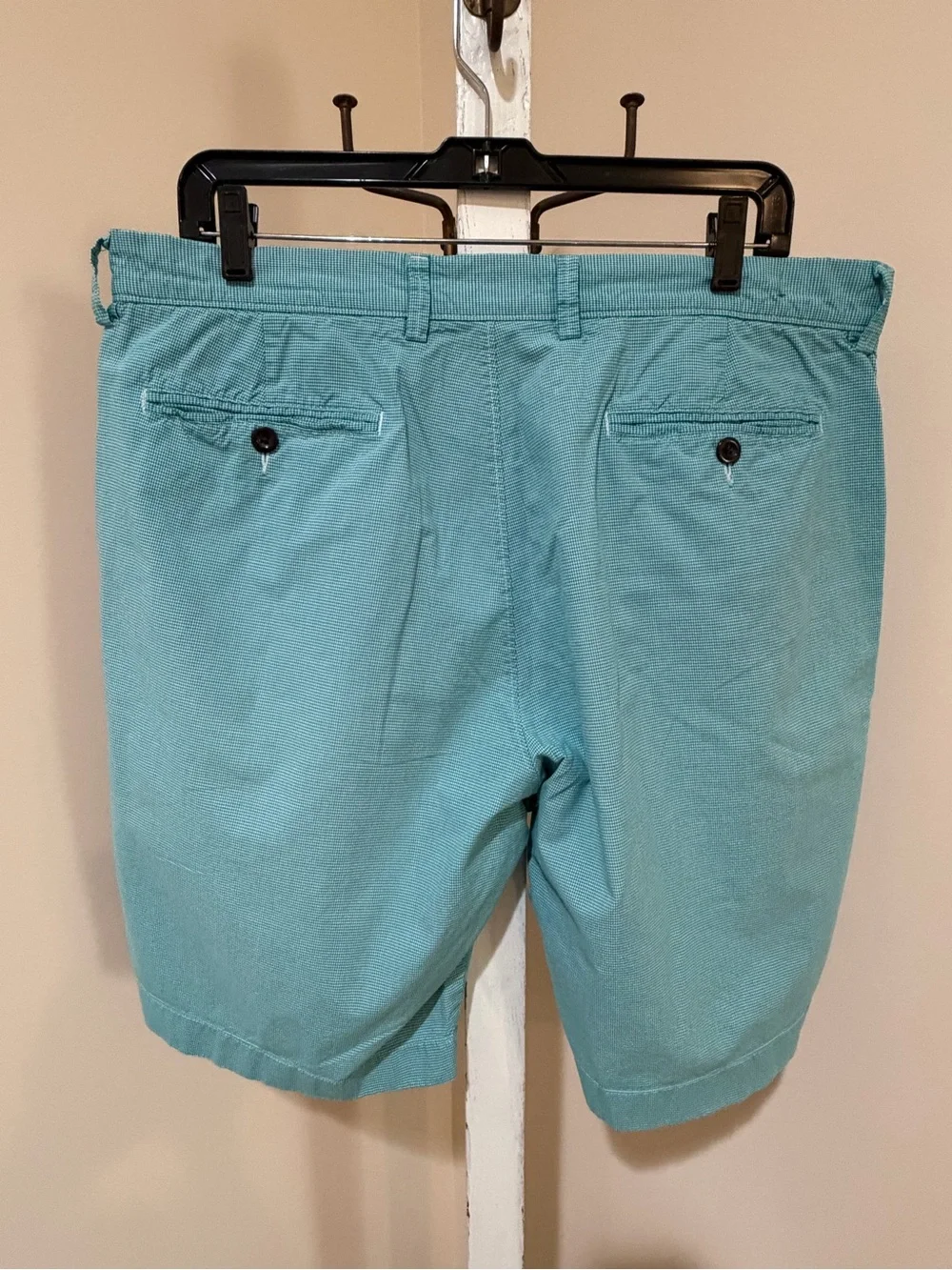 MENS JCREW CLUB SHORTS FLAT FRONT IN  SIZE 36” WAIST 11” LENGTH